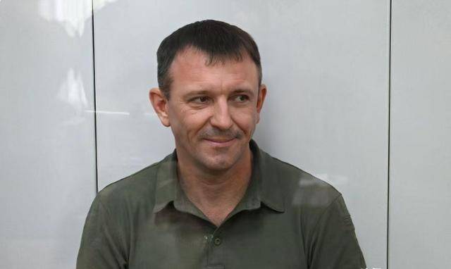 阿美尼亚超级联赛_俄乌兵力10：1！普京“特赦”阿美尼亚超级联赛，俄大将回归，泽连斯基险被斩首？