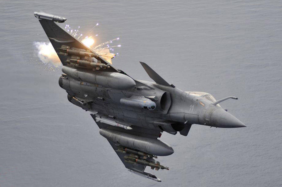 皇冠信用网如何申请_3名阵风飞行员当场阵亡皇冠信用网如何申请，超250人战死，终于明白印度为何拒绝公布伤亡人数