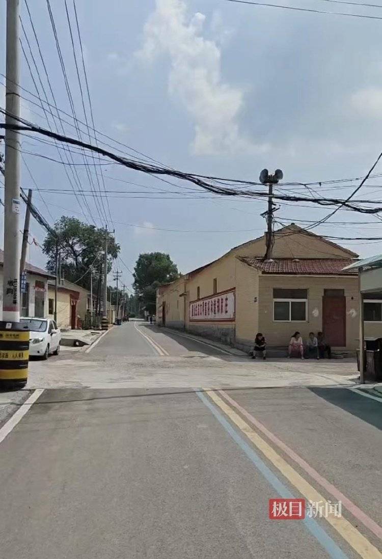 皇冠信用网出租_山西大爷写《我的母亲》火爆全网皇冠信用网出租，村民：他当过兵，所写内容都是实情