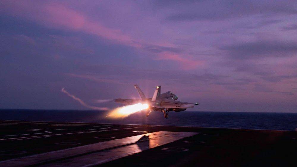 皇冠信用网注册_外军深夜来犯皇冠信用网注册,央视披露细节,歼15挂实弹升空驱离,现场惊心动魄