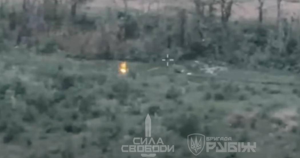 皇冠信用網开户
_乌军称救出一名被困俄军后方的士兵:用无人机空投电动自行车