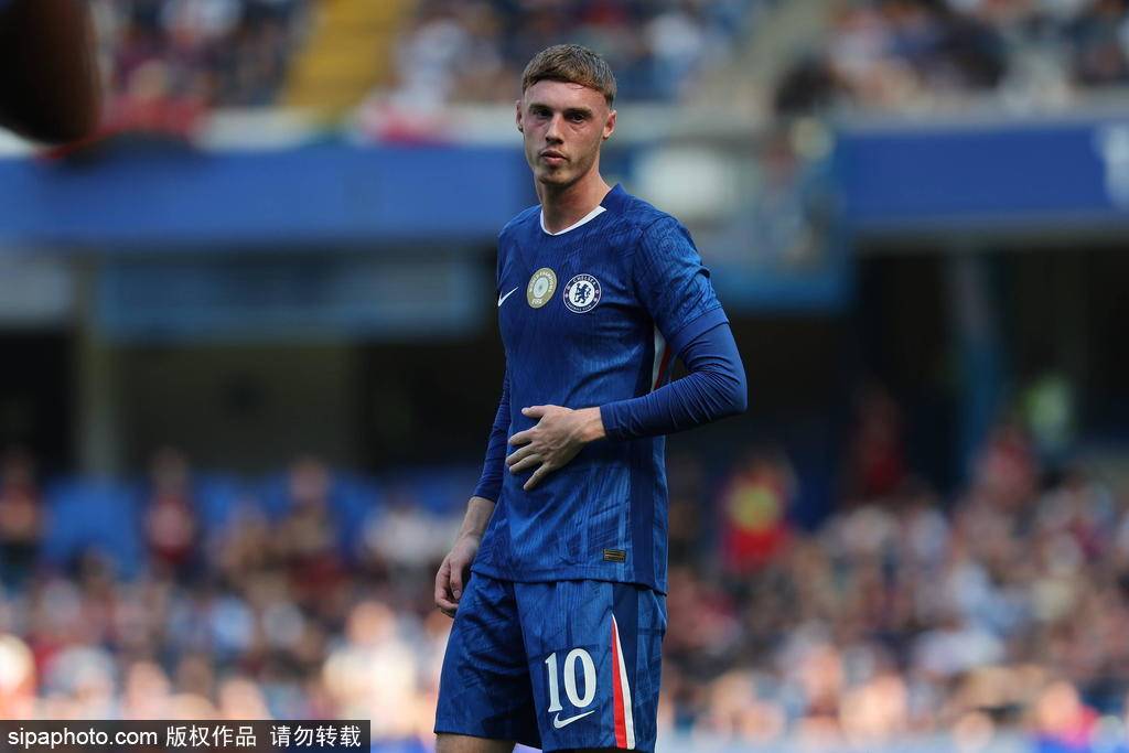 皇冠信用网代理如何注册_观战台：利物浦打响英超揭幕战 曼联枪手锋线天团火拼