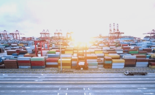 切尔西足球_美国芯片压了中国这么久切尔西足球，结果特朗普昏招一出，反送中国芯片一程