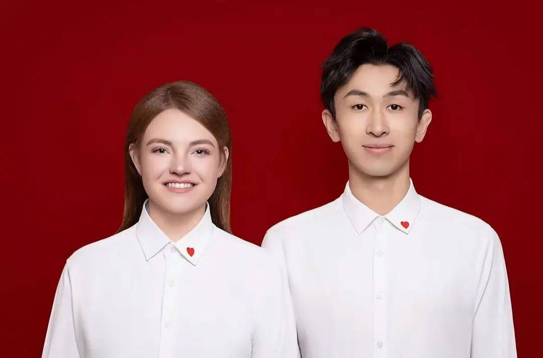 皇冠信用网账号申请_送外卖时一见钟情皇冠信用网账号申请！外卖小伙与美籍外教妻子闪婚