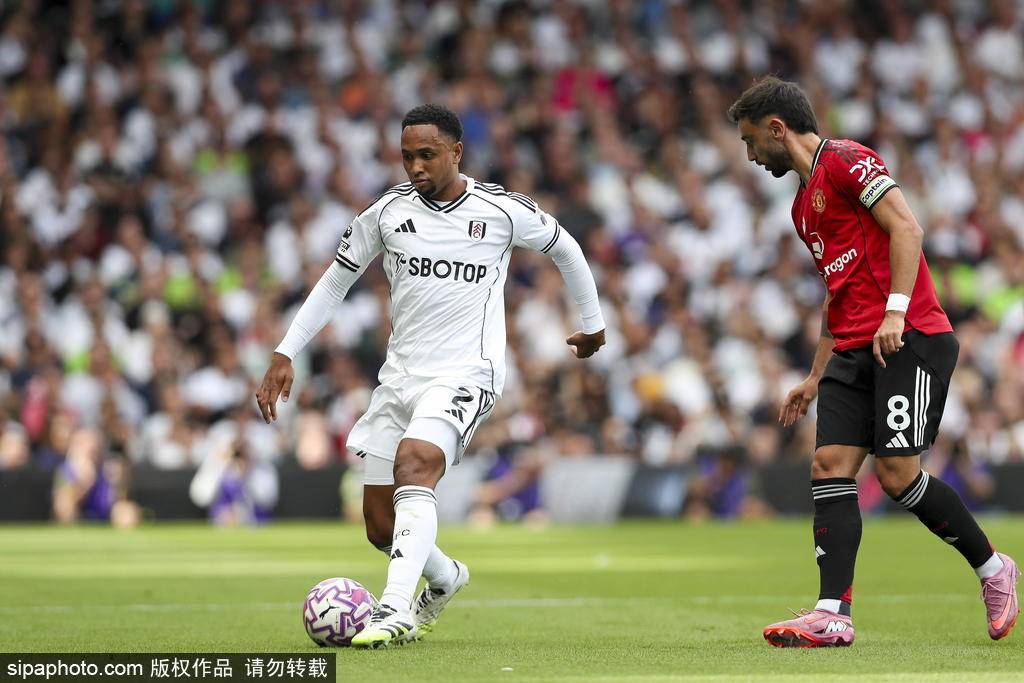 皇冠信用網怎么开通
_英超-B费失点约罗造乌龙 曼联1-1富勒姆暂列积分榜第16