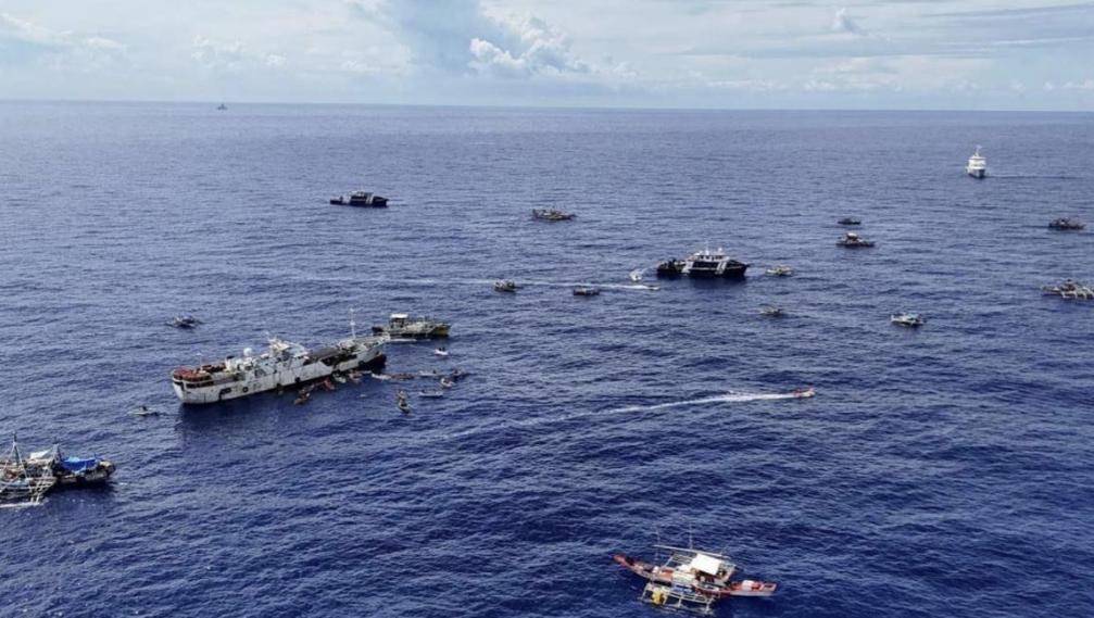 以色列超级联赛_实弹警告真管用！054A黄岩岛出手以色列超级联赛，菲船停在30海里外，不敢越雷池一步