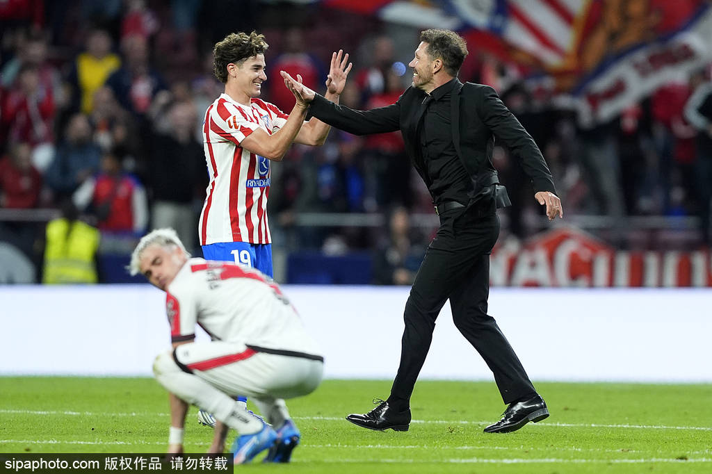 皇冠信用在线开户_超级蜘蛛皇冠信用在线开户！阿尔瓦雷斯2场5球拯救马竞 匪帅献上爱的抱抱