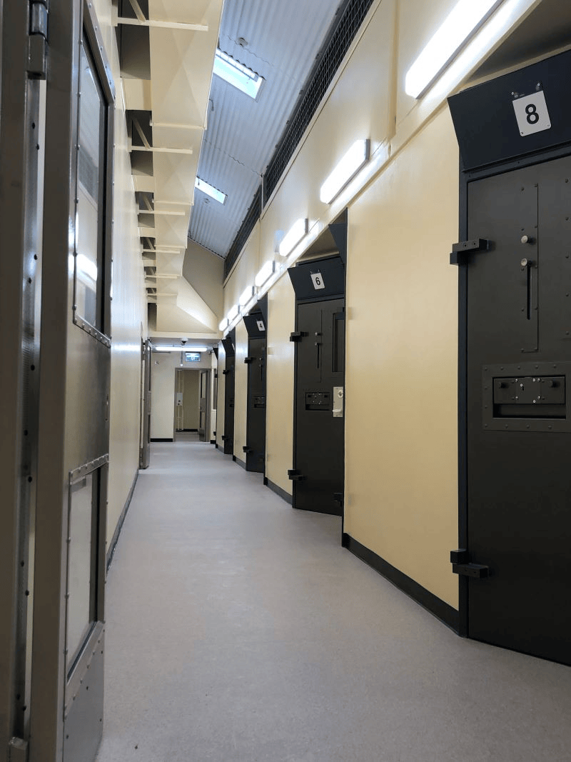 皇冠mos011
_悉尼枪击案枪手或在超级监狱服刑:完全隔离皇冠mos011
,吃喝拉撒都在牢房,堪称“混凝土坟墓”