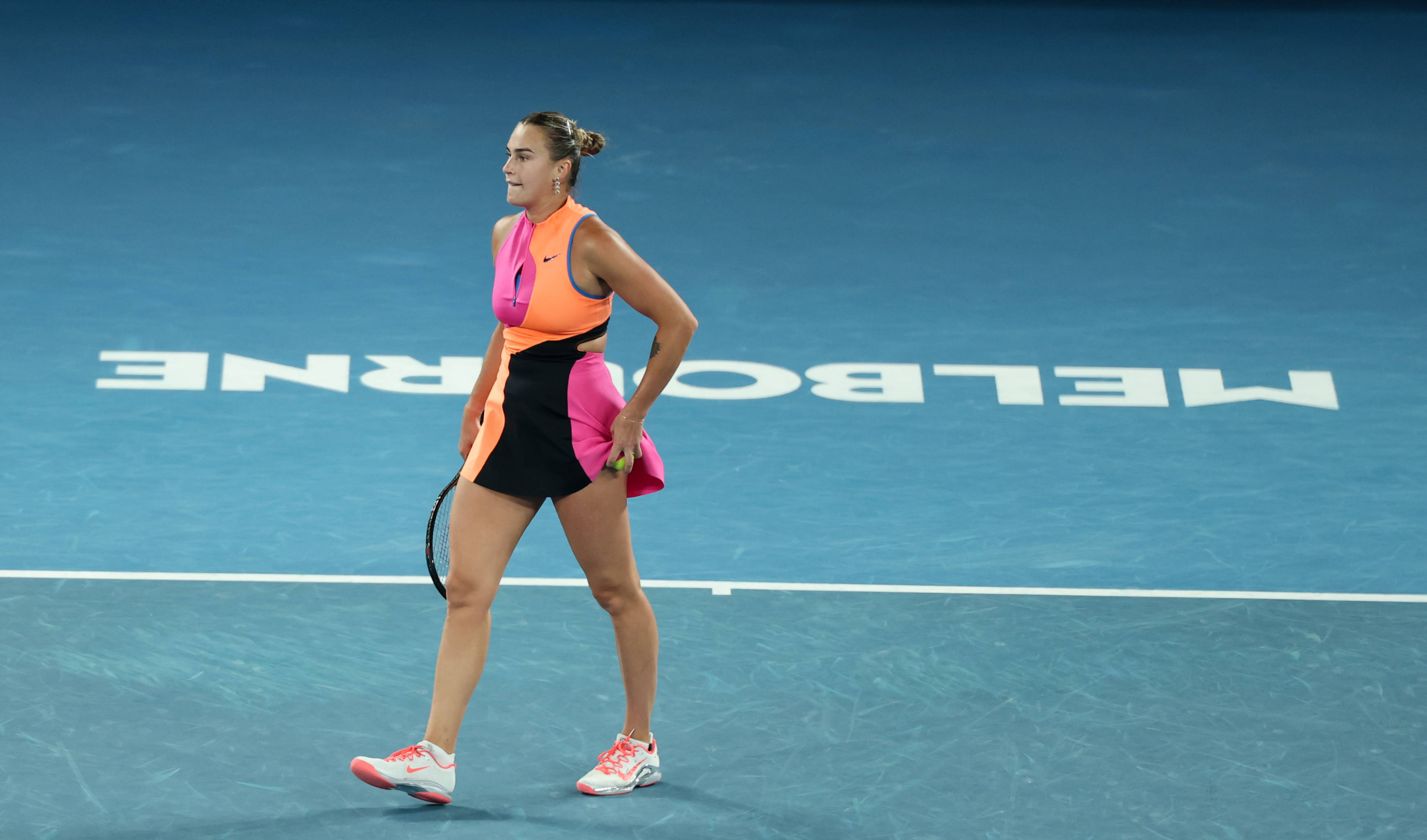 怎么申请皇冠信用网_（体育）网球——澳网女单决赛：莱巴金娜对阵萨巴伦卡