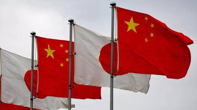 皇冠信用网代理出租_高市早苗迈出危险三步皇冠信用网代理出租，5万日本人走上街头，中朝一致决心遏制！